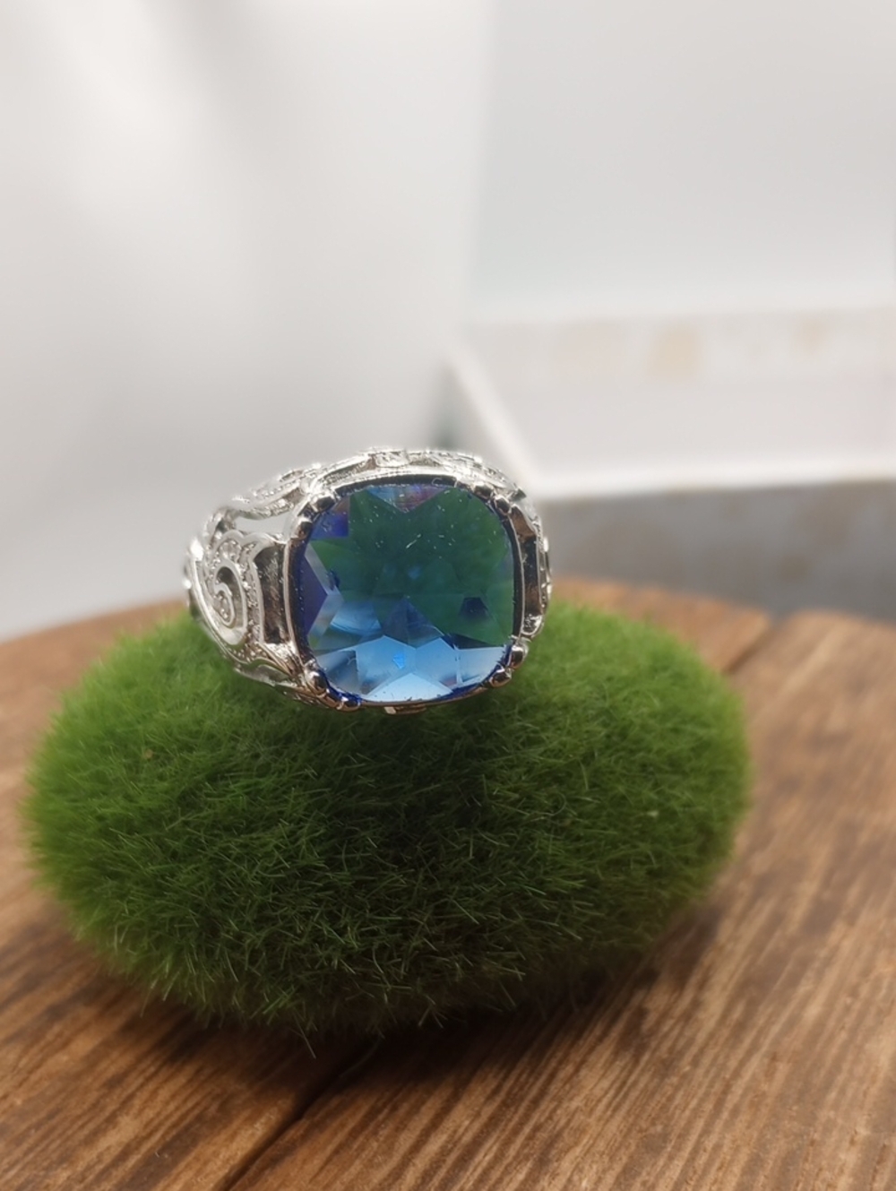 Silver Ring with Blue Faceted Gem R301 Size 9.5